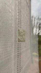 Mehr über den Artikel erfahren Warme Dirks und reiche Ahnen